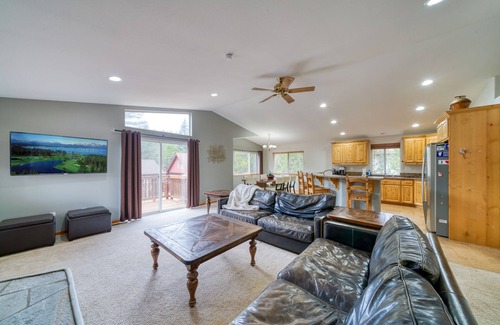 Tahoe Paradise Cabina | Clean Spacious 3 Bed Nash Family Cabin. 2300sq/ft