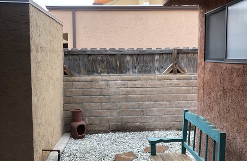 Las Cruces Apartamento | Clean Studio with Kitchenette and Fresh Patio!