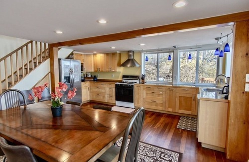 Northwest Ithaca Casa | Relajante Cayuga Lake House cerca de todo Se admiten perros