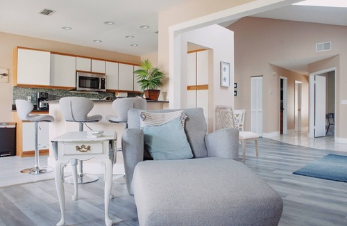 Sanford Casa | Clear Lake Front home near Orlando / Sanford SFB Boombah