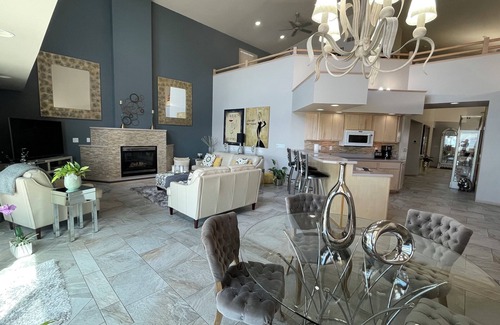 Clear Lake Casa | Clear Lake Waterfront Home! Dream Home, enjoy the good life!