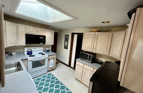 Plymouth Apartamento | Clear Pond Penthouse Inn, propiedad privada frente a la playa de Cape Cod en Plymouth.