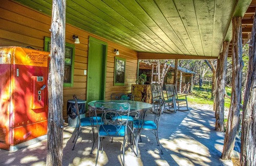 Bandera Cabina | Clear River Cabin en Medina
