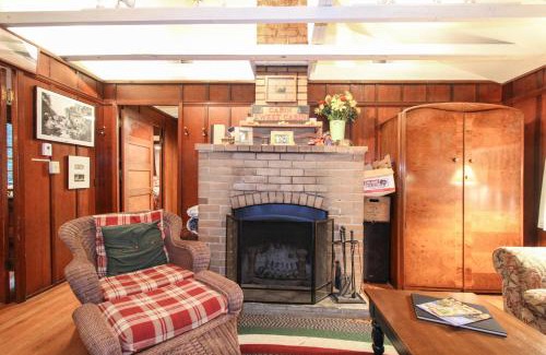 Guerneville Casa | Clearheart Grove