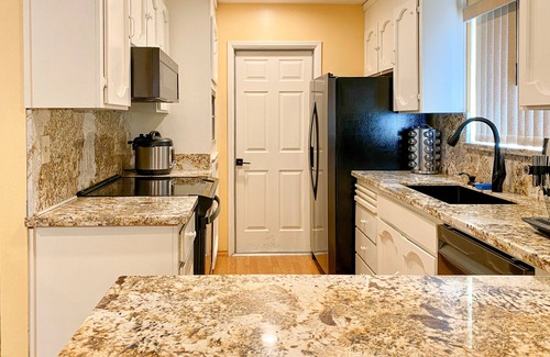 Clear Lake Casa | Clearlake Canal Front Home, Dog-friendly & Sauna