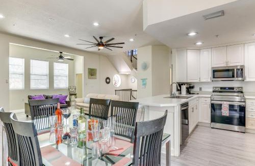 Clearwater Beach Casa | Clearwater Beach Hideaway Walkable Location!
