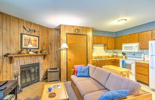 Annandale Casa | ¡NUEVO! Acogedora casa de pueblo Annandale por Clearwater Lake!
