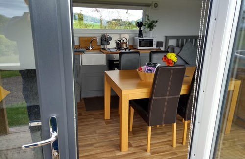 Dalry Casa | Cleeves Cabins, Ailsa Luxury Lodge With hot tub