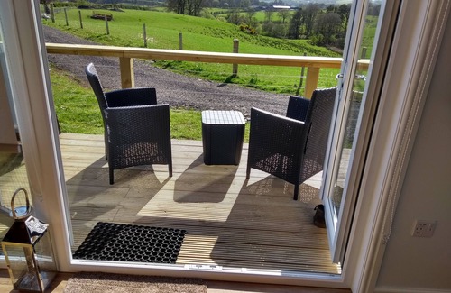 Dalry Casa | Cleeves Cabins, Arran Luxury Lodge With hot tub