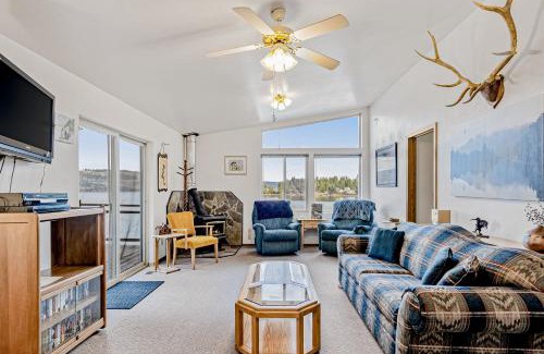 Worley Casa | Cleland Bay Waterfront Cabin