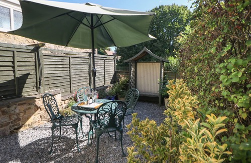 Baslow Cabaña | CASA CLEMATIS, ideal para familias, con un jardín en Baslow, Ref 4126