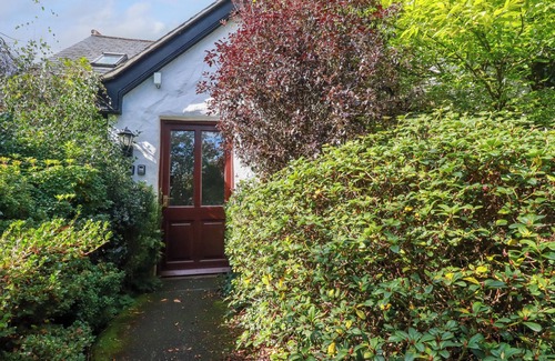 St Wenn Cabaña | CLEMATIS - LODGE 16, family friendly, with a garden in Wadebridge