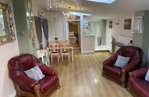 Newry Apartamento | Cleomack View, Annex apartment with Hot Tub