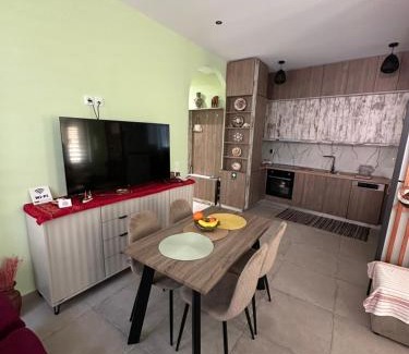Trygonas Apartamento | Cleos House