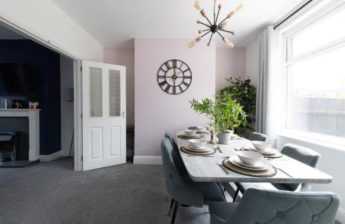 Stockton-on-Tees Casa | Cleveland House Fast Wifi & Free Parking