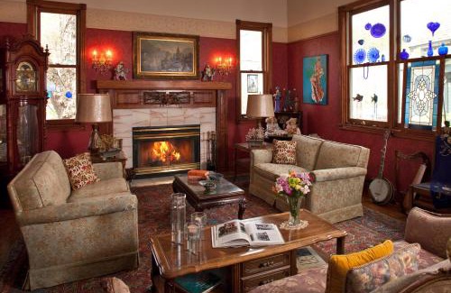 Eureka Springs Historic District Cama Y Desayuno | Cliff Cottage Inn, Downtown Bed & Breakfast