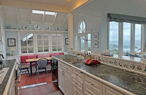 Bodega Bay Casa | Cliff Cottage - Unobstructed ocean, and beach views, short walk to the beach