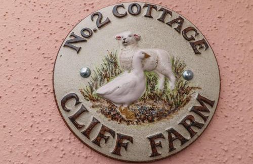 Bridport Casa | Cliff Farm No 2 Cottage