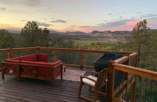 Orderville Casa | Cliff's Edge. New Build, Breathtaking Views, Luxury Stay Near Zion