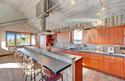 Tabernash Casa | Cliff Side Luxury Chalet I Private Hot Tub I Amazing Views I Best Price I Discounted Attractions