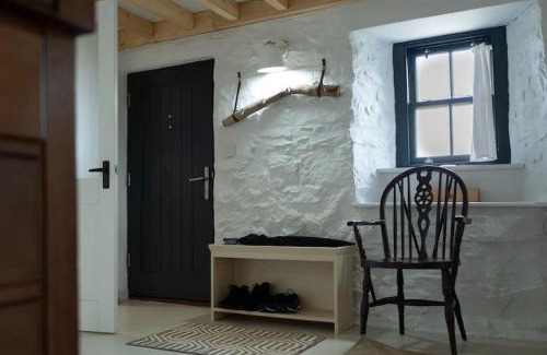 Trefin Casa | Cliff-top Cottage on Coast Path w/Panoramic Views