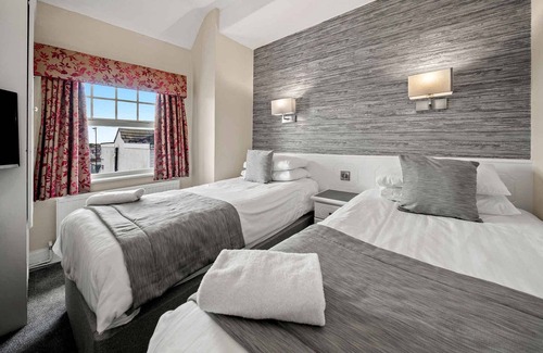 North Shore Hotel | Cliffs Hotel - Blackpool
