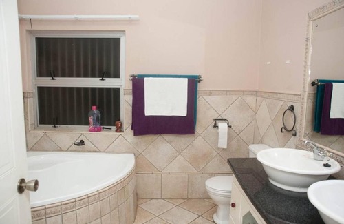 Schoemansville Apartamento | Cliffs of Moher Suite