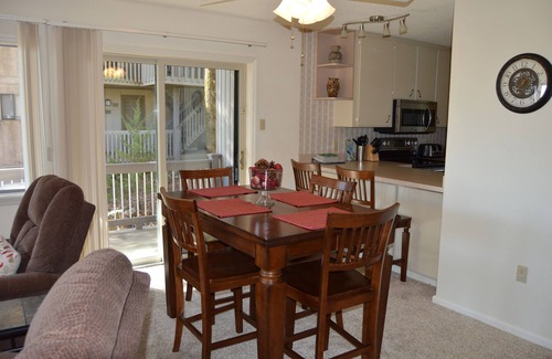 Fairfield Bay Condominio | Cliffside Condo con la visión escénica de Greers Ferry Lake & WiFi