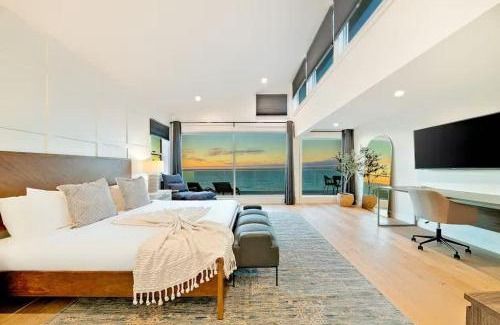 La Jolla Shores Casa | Cliffside Haven Where Ocean Meets Sky