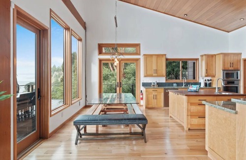 Big Sur Casa | Ocean Front Luxury Home ESPECIAL DE INVIERNO $ 795 (wkday) $ 1195 (wknd) exento de vacaciones