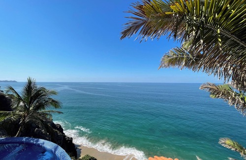 San Francisco Villa | Cliffside Villa, Casita, and Pool with Stunning Ocean Views