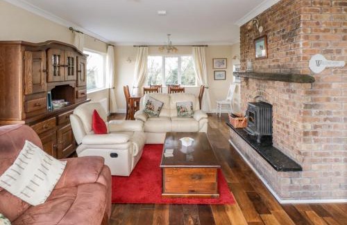 Tully Casa | Clifftop Haven