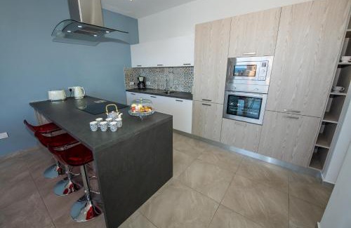 Mellieħa Heights Apartamento | Clifftop Modern Apartment