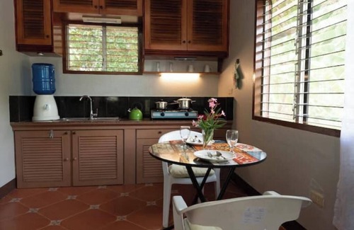 Lazi Casa | Cliffvue Homestead — North House