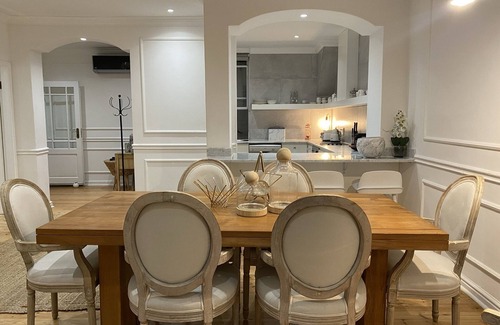 Plumstead Apartamento | Clifton YOLO Spaces - Clifton Beachfront Dream