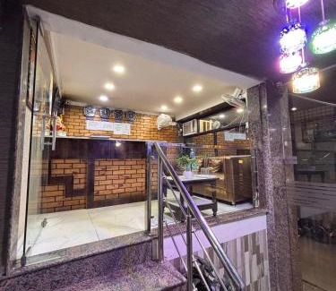 Mahipalpur Casa | Clink Villa