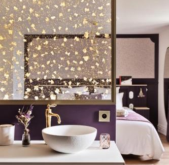Dinan Cama Y Desayuno | Clos du Cèdre - Chambres d'Hôtes d'Exception, Luxury B&B à Dinan