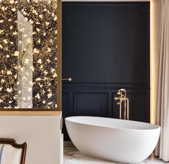 Dinan Cama Y Desayuno | Clos du Cèdre - Chambres d'Hôtes d'Exception, Luxury B&B à Dinan
