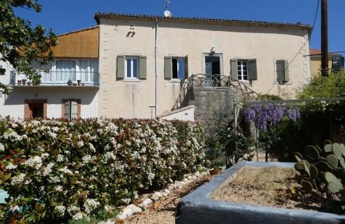 Causses-et-Veyran Cama Y Desayuno | Clos du Magnolia