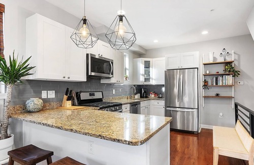 Whitman Casa | Close 2 Stadiums/Center City/3bd/3ba/Outdoor Area