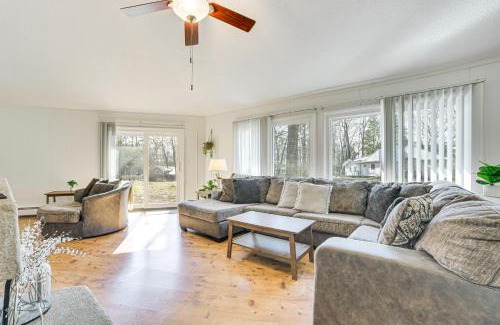 Charlevoix Casa | Close to 3 Ski Areas Michigan Family Retreat!