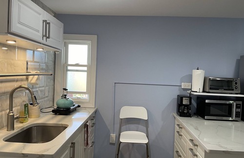 White Plains Casa | Close to a train, White Plains to NYC.