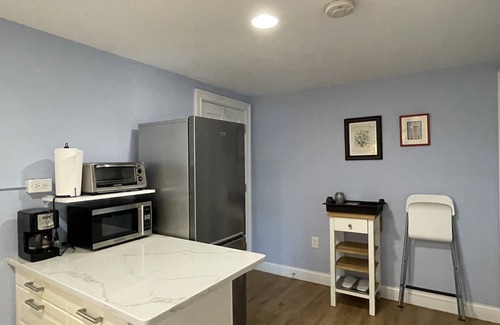 White Plains Casa | Close to a train, White Plains to NYC.