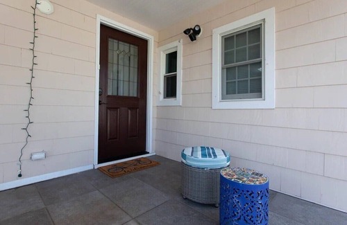 White Plains Casa | Close to a train, White Plains to NYC.