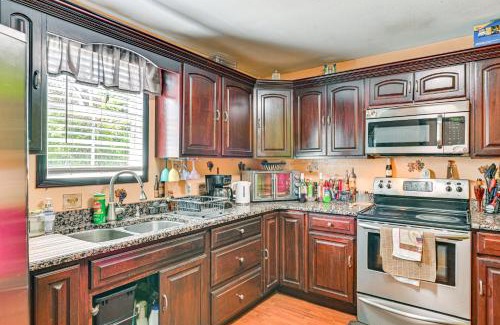 Paw Creek Casa | Close to Airport Home in the Heart of Charlotte!