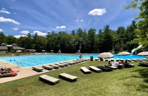 Pocono Pines Casa | Close to all the slopes…book now!