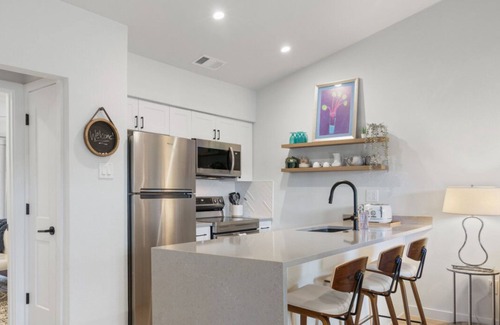 Barton Hills Apartamento | Close to Barton Springs + Zilker | King BR + Patio
