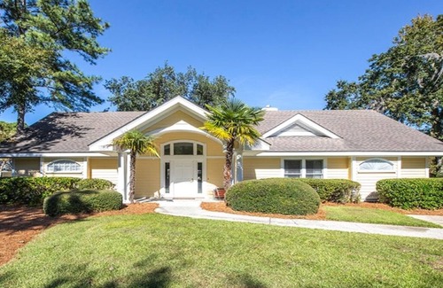 Indigo Run Casa | Close to beach, golf, shopping! Kick back in spacious, comfortable home.