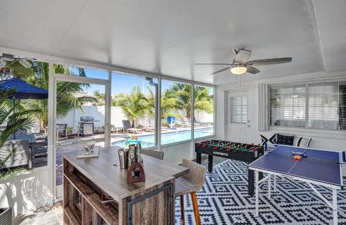 Deerfield Beach Villa | Close to Beach 4 Br with Private Heated Pool