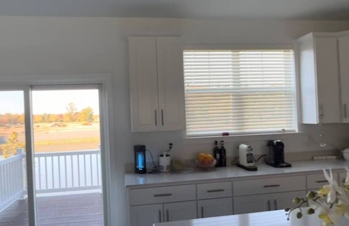 Tinton Falls Casa | Close to Beach 4 bedroom family home